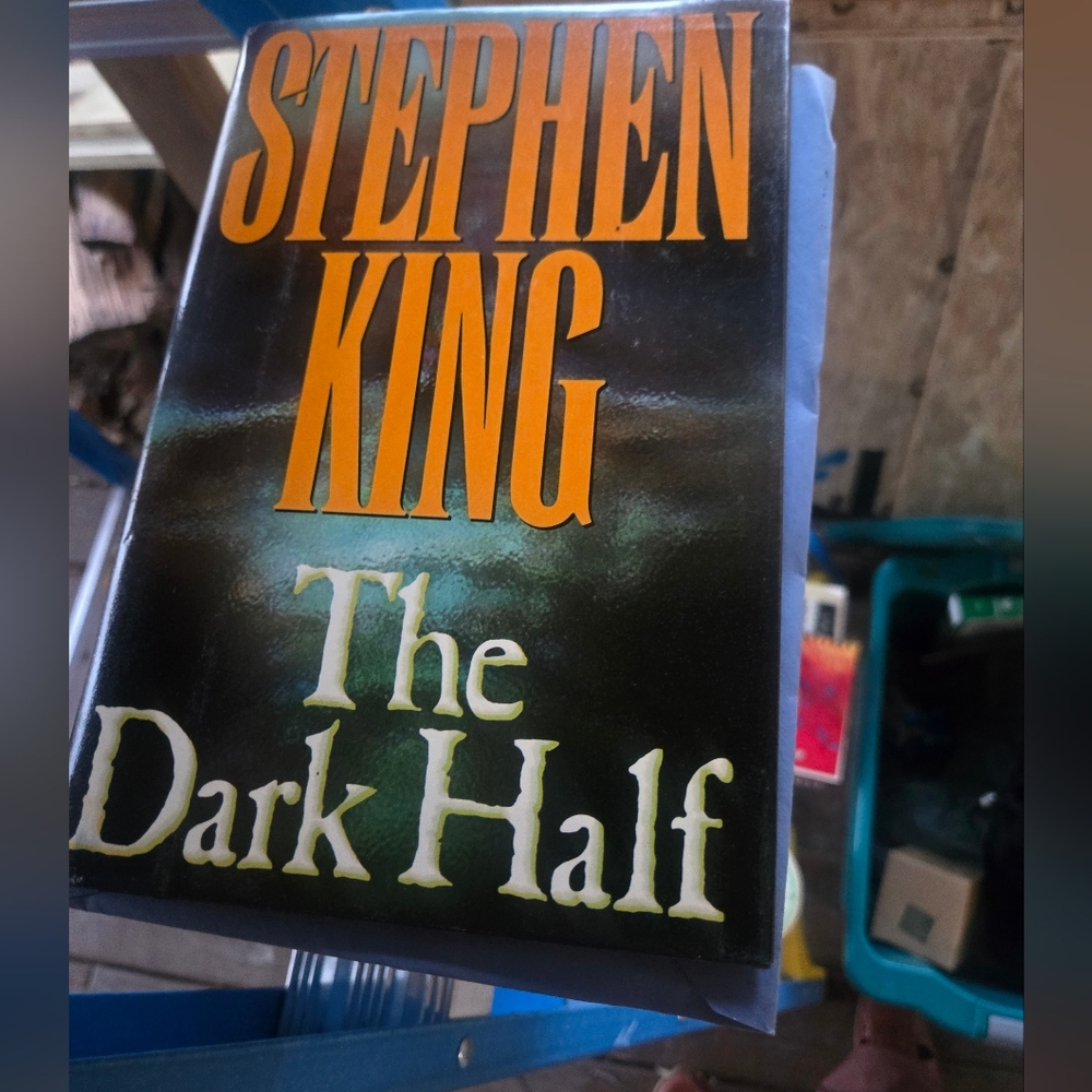 Hardcover Steven King Books...these Are First Editions And In Great Condition.
